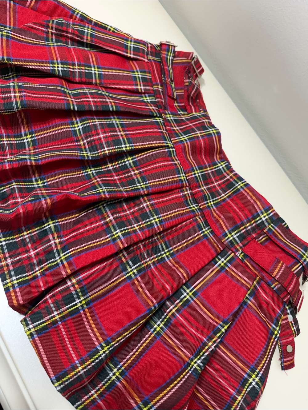SHEIN Red Tartan Pleated Mini Skirt